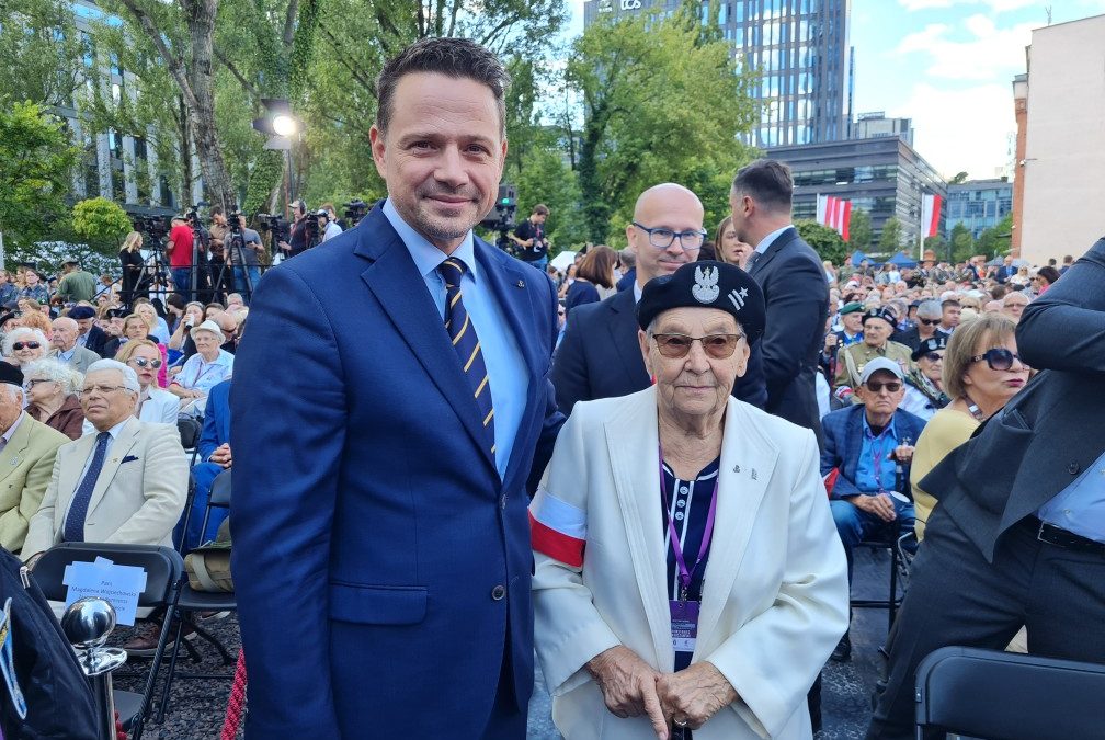 Łączniczka z Leszna Joanna Fryczkowska na uroczystościach powstania warszawskiego