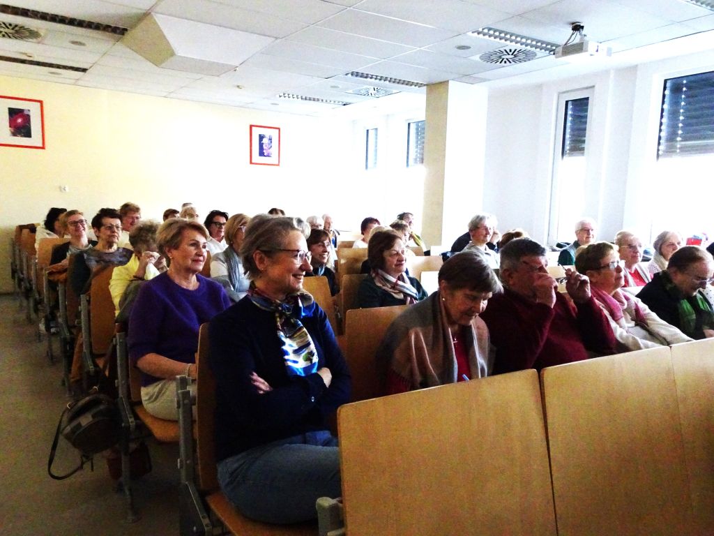 5 jak zwykle pełna sala1