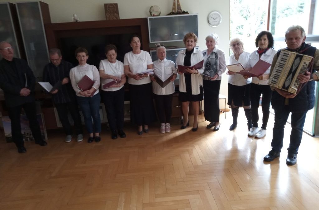 Śpiewali ludziom i Bogu