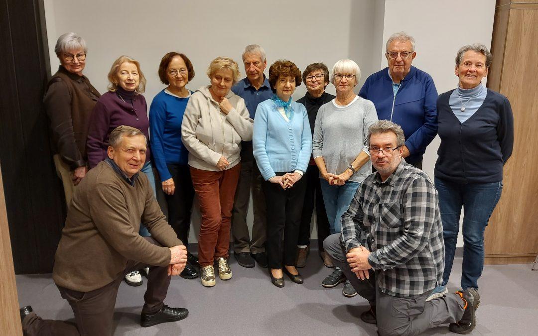 Uniwersytet III Wieku: Kiedy pasja spotyka piksele – seniorzy odkrywają tajemnice grafiki komputerowej