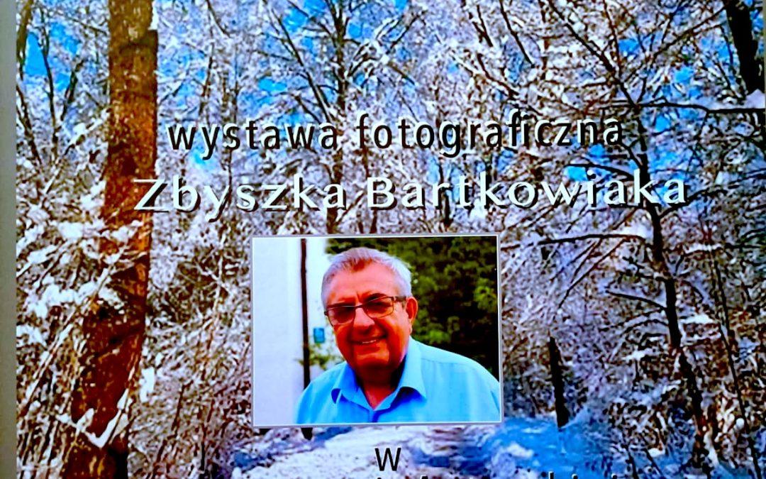 Leszno24.pl o wystawie fotograficznej Zbyszka Bartkowiaka