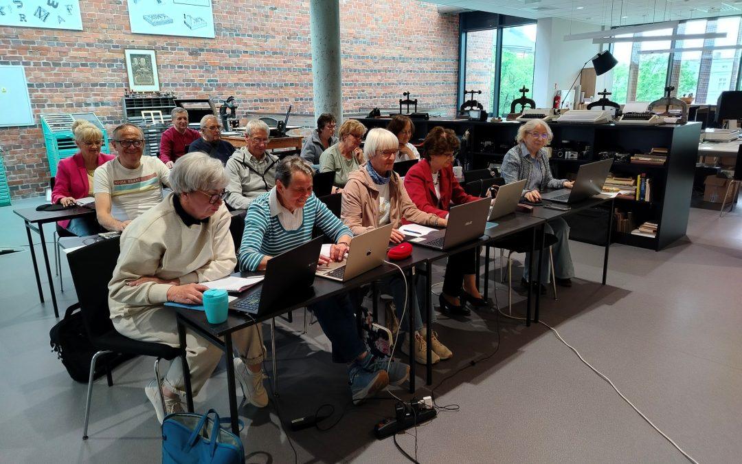 Cyfrowa pracownia – nowoczesne oblicze kreatywności w naszym UTW