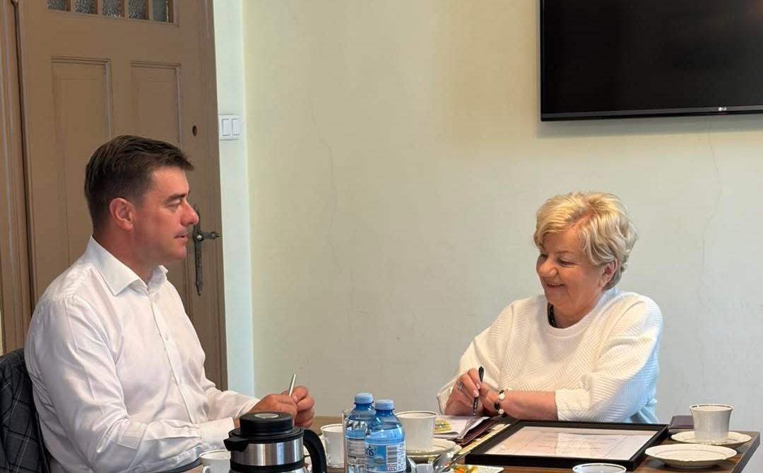 Prezydent Grzegorz Rusiecki z wizytą w Uniwersytecie Trzeciego Wieku