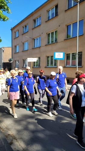 Przemarsz drużyn przez ulice Sierakowa