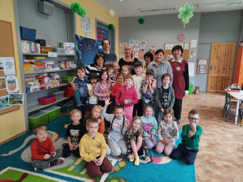spotkanie w grupie kangurków w przedszkolu  nr 18