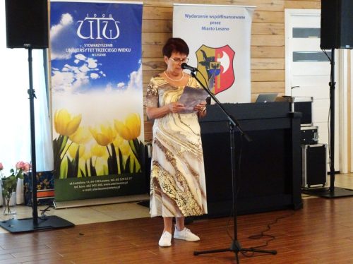 1. Barbara Szarszewska wiceprezes UTW podziękowała wszystkim za pracę na rzecz UTW (2)