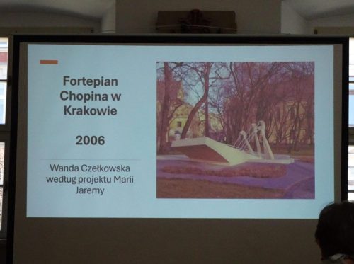 Krakowski pomnik wg projektu artystki