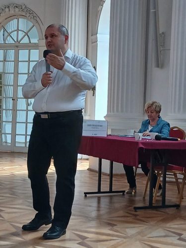 prelegent Daniel Jachimowicz prawnik, pełnomocnik OFSUTW w Nowym Sączu.