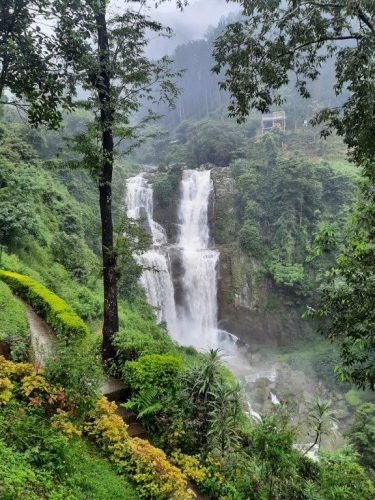 17 tu zarejestrowano ponad 400 wodospadów