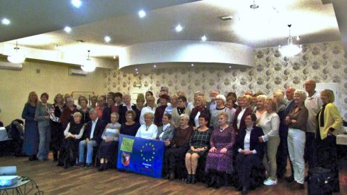 Pamiątkowe zdjęcie uczestników projektu Erasmus