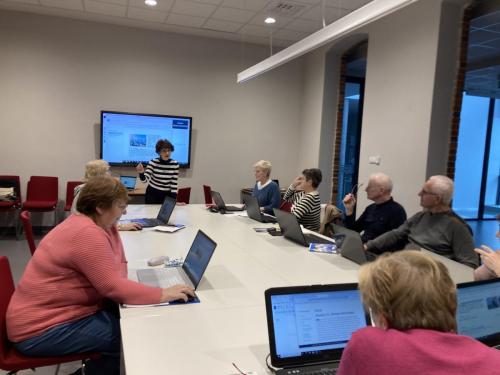 Cyfrowy Klub Seniora  Iwa Radel