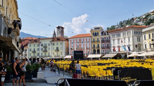 Lokarno (Szwajcaria) - rynek przygotowany na festiwal filmowy