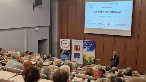 Przedstawiciel władz ANS prof. dr hab. Maciej Pietrzak ma głos