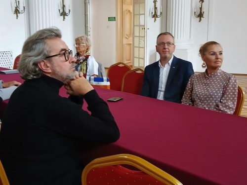 goście