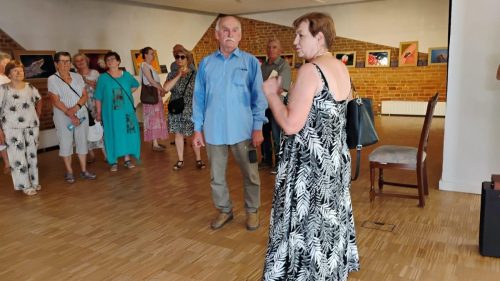 Gratulacje w imieniu zarządu składa Janina Mazur.