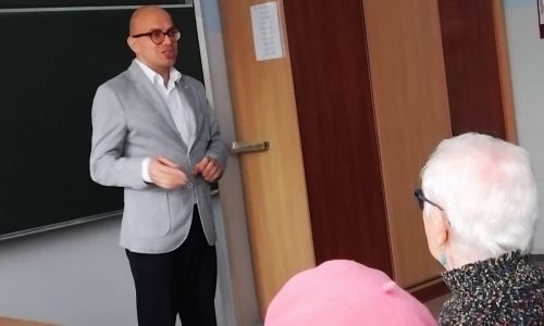  Prelegent Tomasz Kaczmarek nauczyciel historii