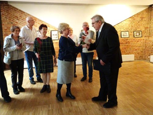  miłe słowa i piękna różyczka dla artysty.