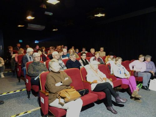 pozostali słuchacze