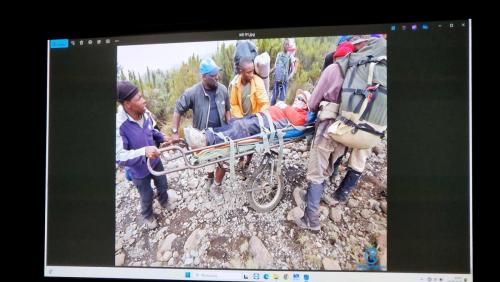 Nie wszyscy dali radę wejść, musieli wrócić do bazy