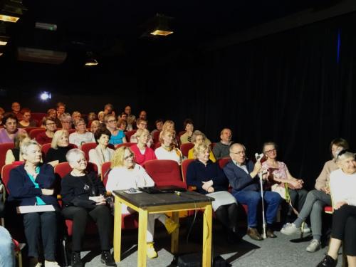 Sala pękała w szwach