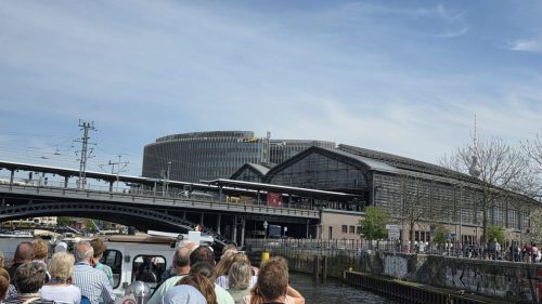 dworzec kolejowy, jeden z najważniejszych węzłów kolejowych w Berlinie