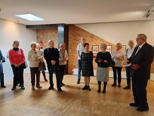 Autor wita zebranych gości