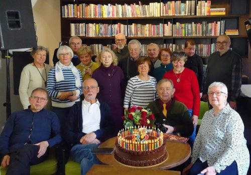 Członkowie sekcji w towarzystwie jubilata