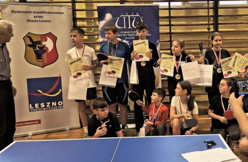 Gratulacje od głównego sędziego dla uczestników