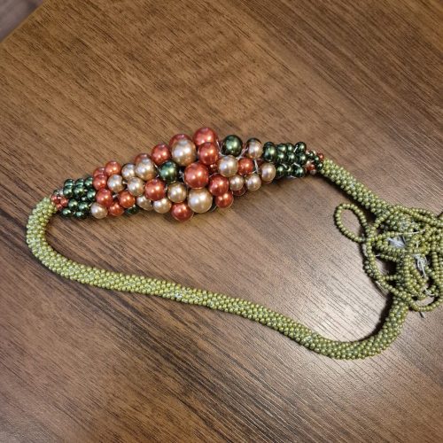 Korale szydełkiem - tzw. wzorem tureckim