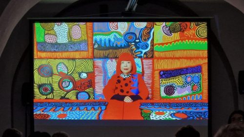 Królowa kropek prezentuje się - plakat wystawy