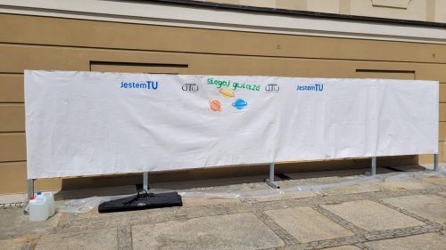 Płótno oczekuje na artystów