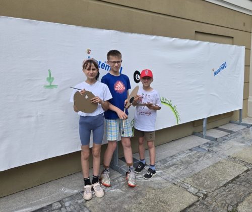 Pomaluj z nami świat -Przed białym płótnem