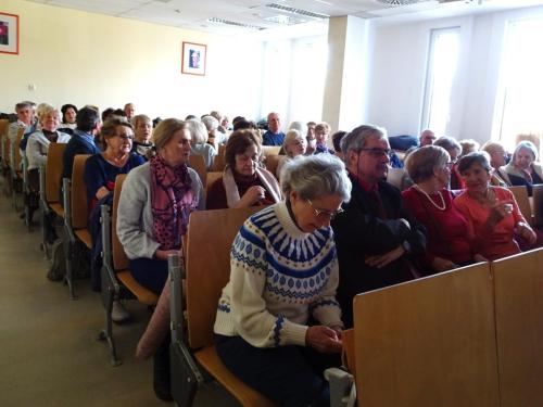 Sala wypełniona po brzegi