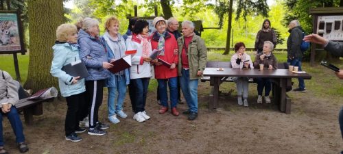 Spotkanie umilił występ chóru UTW