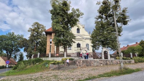 Winna Góra - Pałac Generała Dąbrowskiego oraz kościół (miejsce spoczynku Generała Dąbrowskiego-