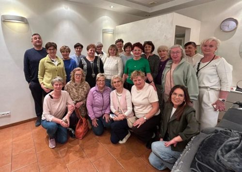 Wspólne zdjęcie uczestników spotkania