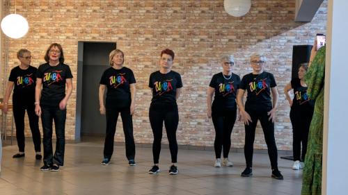 Występ zespołu Zumby