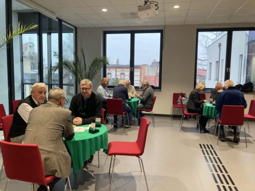 czekamy na rozpoczęcie turnieju (2)