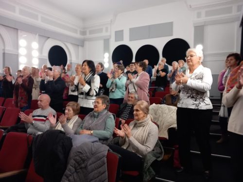 Występy wokalne były gorąco oklaskiwane