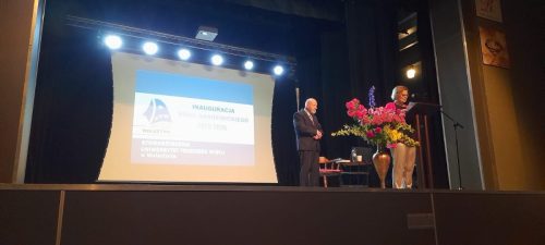 inauguracja roku akademickiego w Wolsztynie prezes Adam Cukier i wiceprezes Gabriela Szrama