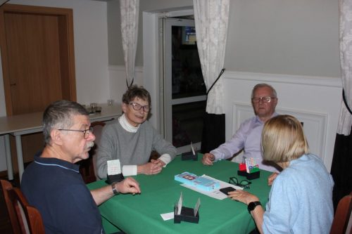 nasze dziewczyny Lauretta i Czesia w ostrej walce ze Zbyszkiem i Felkiem z Wolsztyna