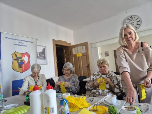 Przy pracy - Teresa Skrzypczak, Zofia Krzelowska, Barbara Łaszczyńska