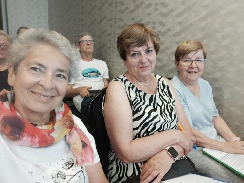 w trakcie konferencji