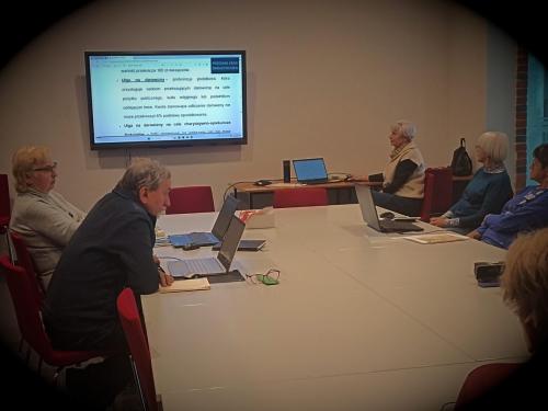 zajęcia prowadzi Grażyna Jakubiak