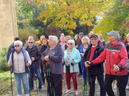 1-w marszu brało udział 60 osób