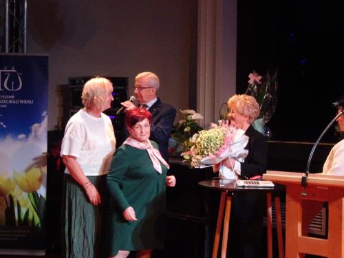 zaproszeni goście z życzeniami na nowy rok akademicki