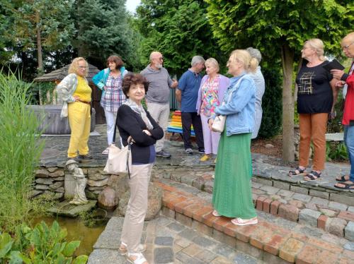 Jeszcze raz spacerujemy po pięknym ogrodzie